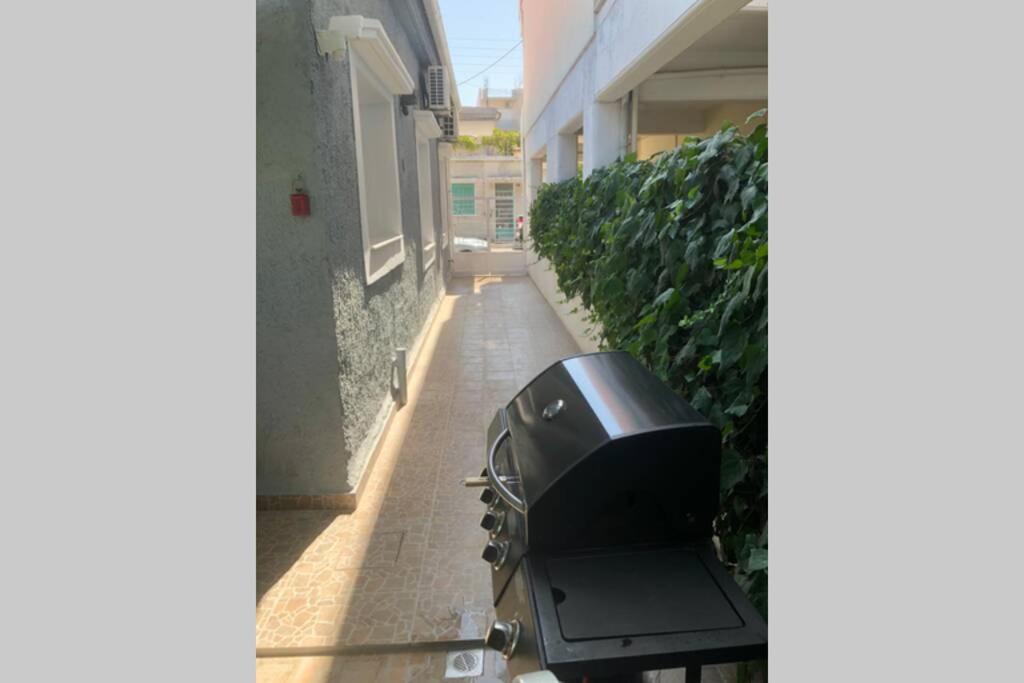 MesolóngionΑνακαινισμενη Μονοκατοικια 125 Τμ Στο Κεντρο Με Κηπο别墅 外观 照片